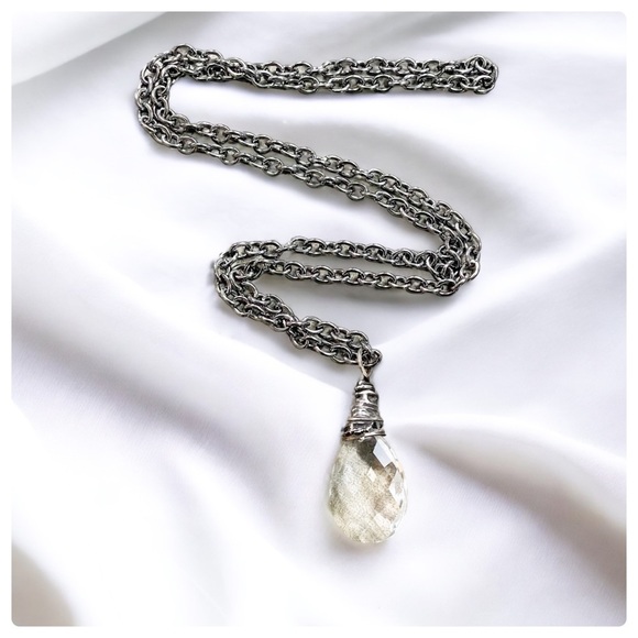 HANDCRAFTED Soldered Clear Crystal Tear Drop Pendant on Gunmetal Chain - Picture 1 of 10